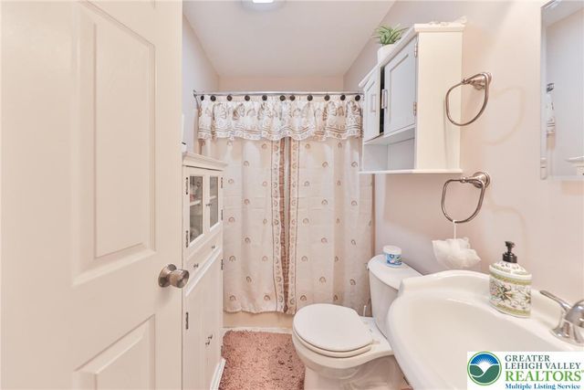 2235 Sky High Drive, Jackson Twp, PA 18321