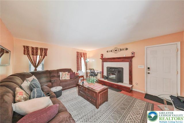 2235 Sky High Drive, Jackson Twp, PA 18321