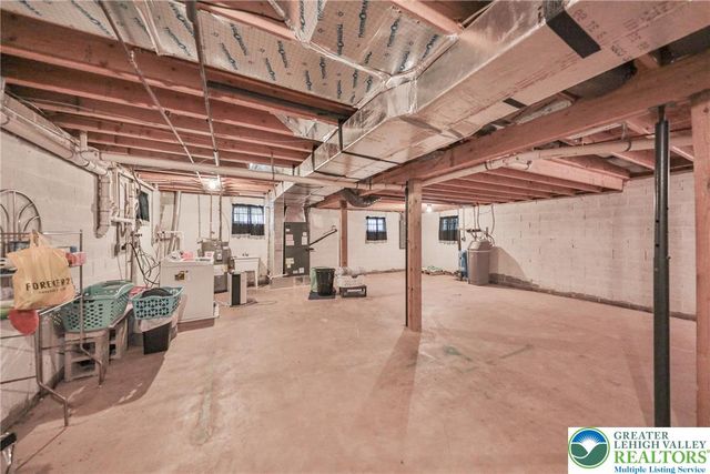 2235 Sky High Drive, Jackson Twp, PA 18321