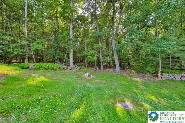2235 Sky High Drive, Jackson Twp, PA 18321