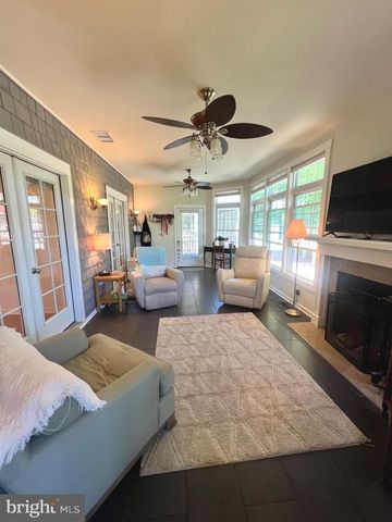 4033 SNOW HILL RD, Snow Hill, MD 21863