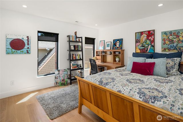 628 36th Avenue, Seattle, WA 98122