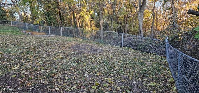 114 W Walton Street, Carl Junction, MO 64834