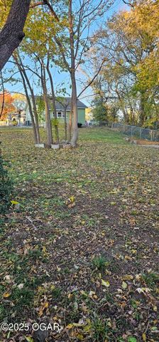 114 W Walton Street, Carl Junction, MO 64834