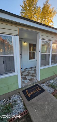 114 W Walton Street, Carl Junction, MO 64834