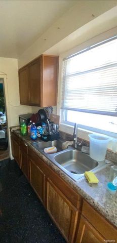 15470 Patton Street, Detroit, MI 48223