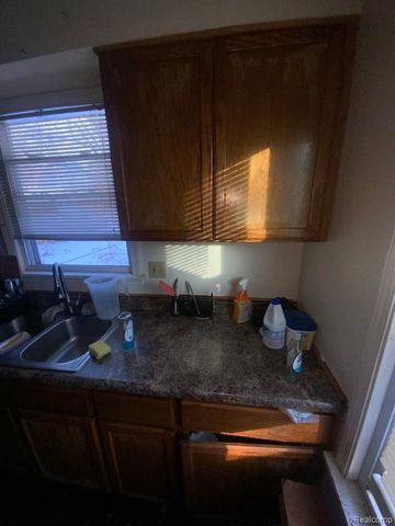 15470 Patton Street, Detroit, MI 48223