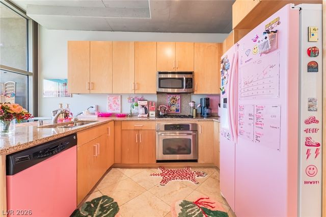 353 East Bonneville Avenue 753, Las Vegas, NV 89101