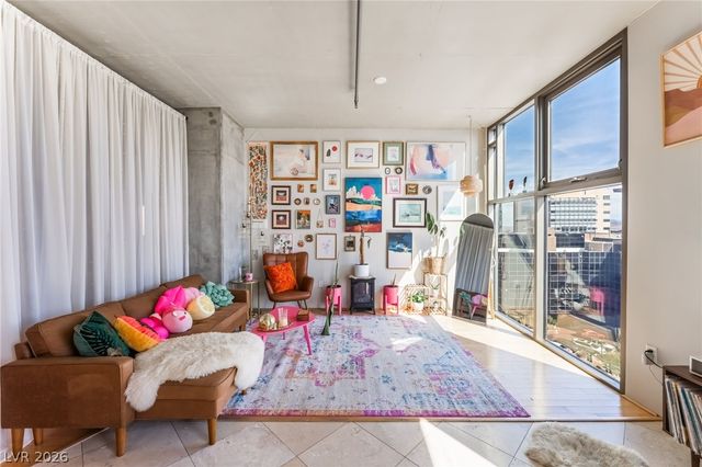 353 East Bonneville Avenue 753, Las Vegas, NV 89101