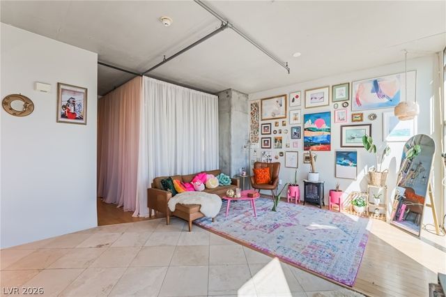 353 East Bonneville Avenue 753, Las Vegas, NV 89101