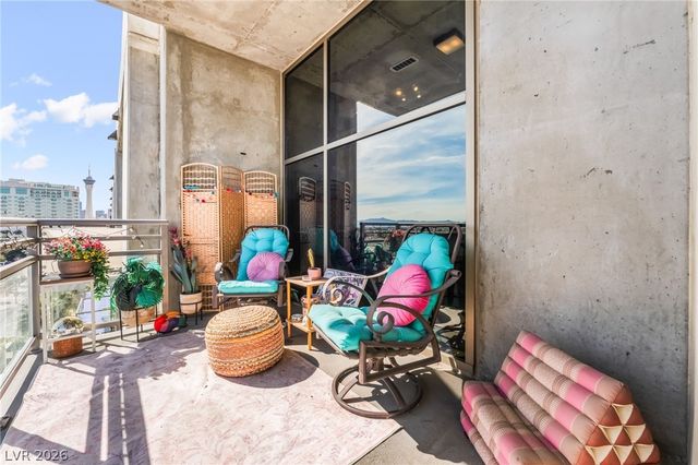 353 East Bonneville Avenue 753, Las Vegas, NV 89101