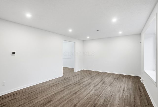 651 Cranfield Place, Columbus, OH 43213