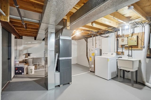 651 Cranfield Place, Columbus, OH 43213