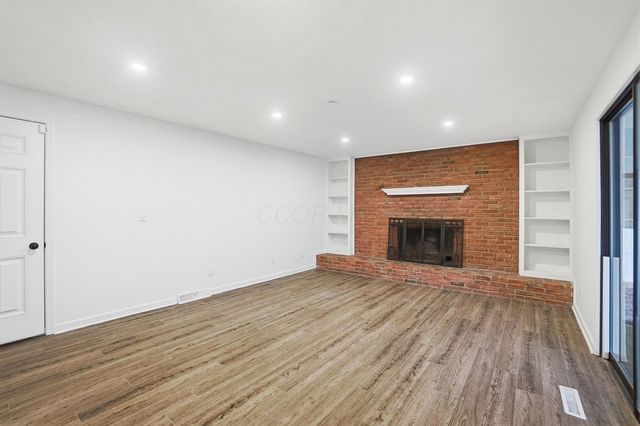 651 Cranfield Place, Columbus, OH 43213