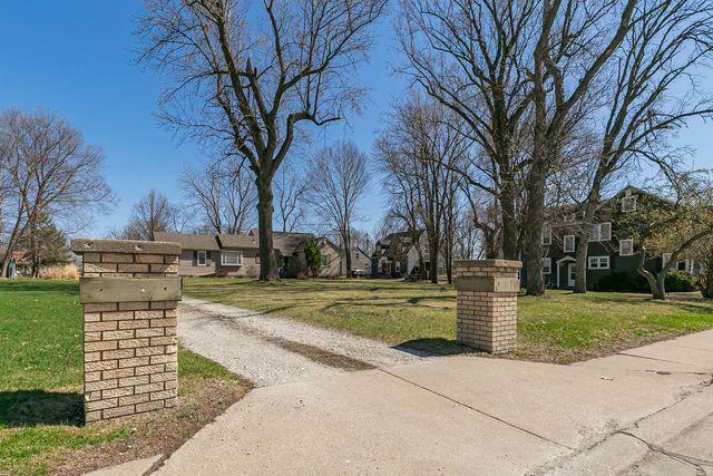 2317 17th Street, Rock Island, IL 61201