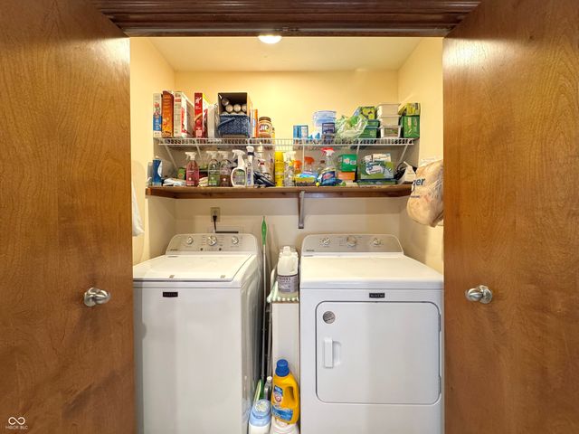 674 Cottage Lane, Greenwood, IN 46143