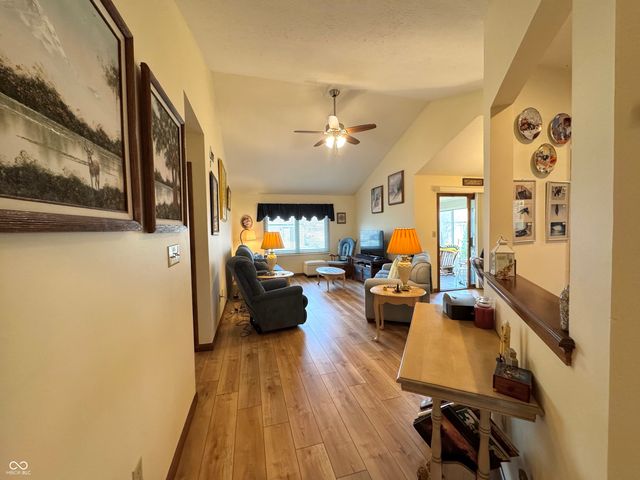 674 Cottage Lane, Greenwood, IN 46143