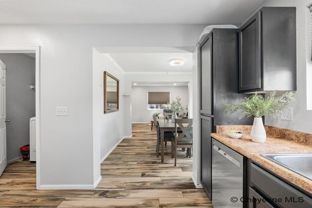 5816 PARKSIDE DR, Cheyenne, WY 82009