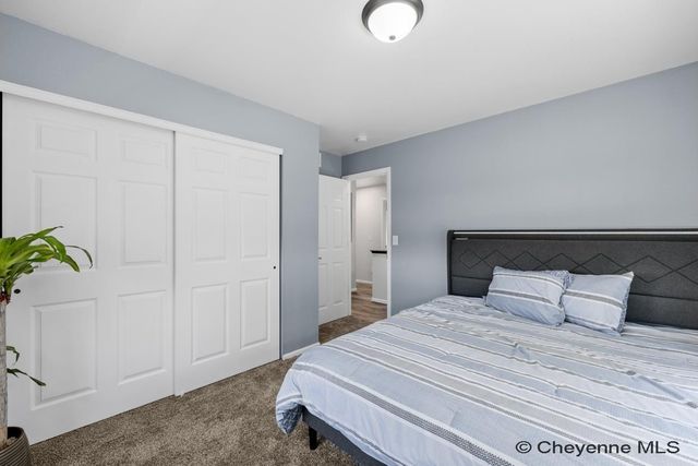 5816 PARKSIDE DR, Cheyenne, WY 82009