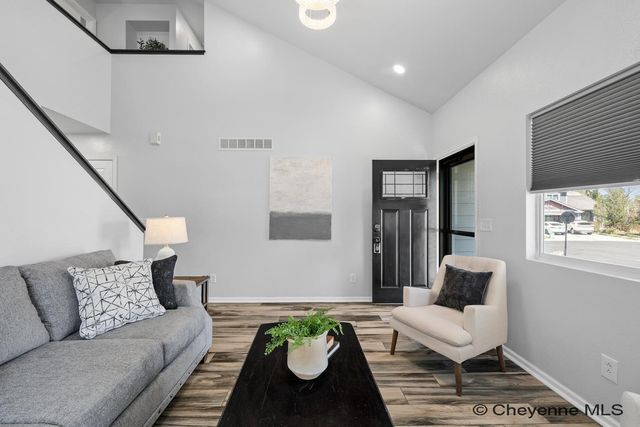 5816 PARKSIDE DR, Cheyenne, WY 82009