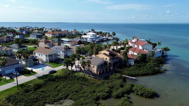 205 W Saturn Lane, South Padre Island, TX 78597