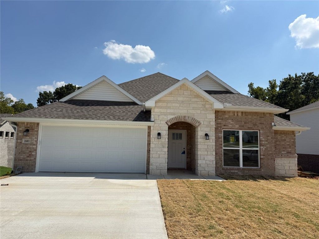 2683 Roe Deer Street, Springdale, AR 72762