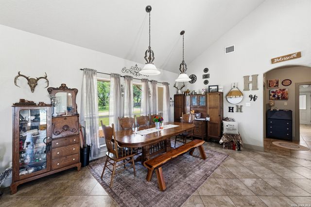 5335 Fm 775, Seguin, TX 78155