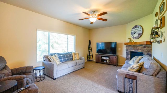 15110 S 17TH Street, Bellevue, NE 68123