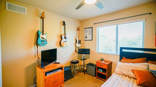 15110 S 17TH Street, Bellevue, NE 68123