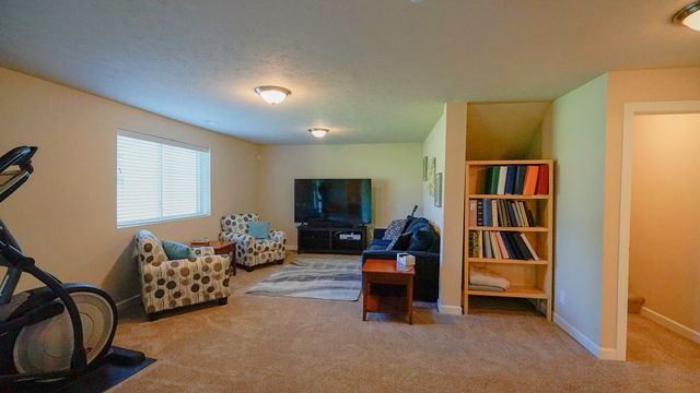 15110 S 17TH Street, Bellevue, NE 68123
