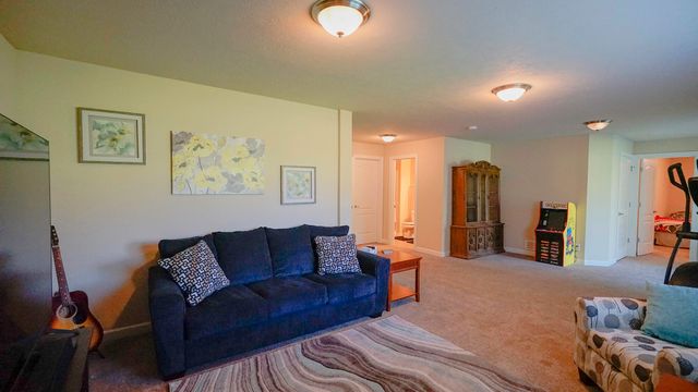15110 S 17TH Street, Bellevue, NE 68123