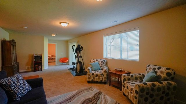 15110 S 17TH Street, Bellevue, NE 68123