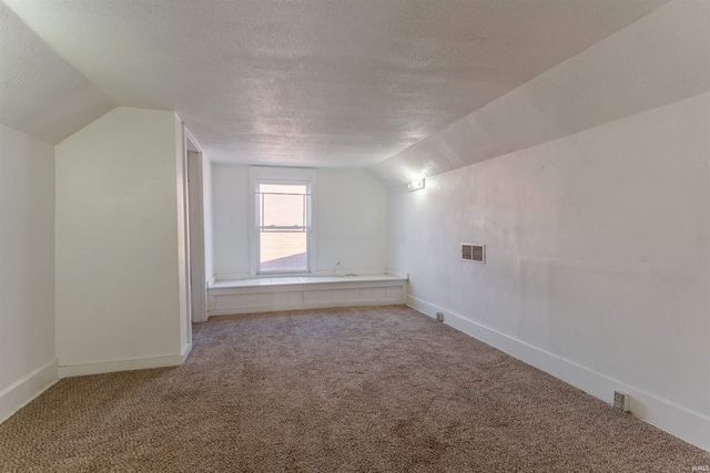 221 W Eighth Street, Mount Vernon, IN 47620