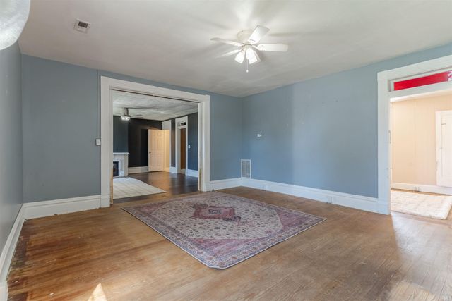 221 W Eighth Street, Mount Vernon, IN 47620