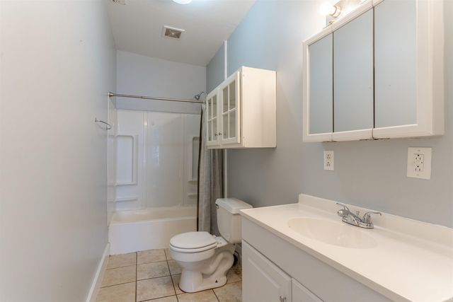 221 W Eighth Street, Mount Vernon, IN 47620