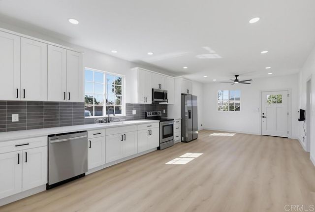 3019 23 Martin Avenue, San Diego, CA 92113