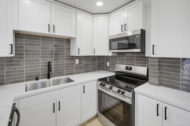 3019 23 Martin Avenue, San Diego, CA 92113