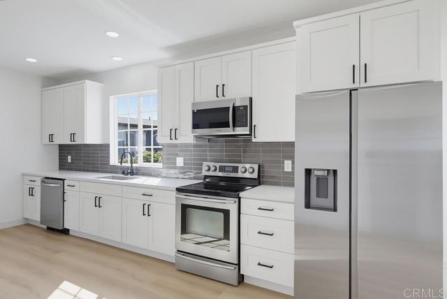 3019 23 Martin Avenue, San Diego, CA 92113