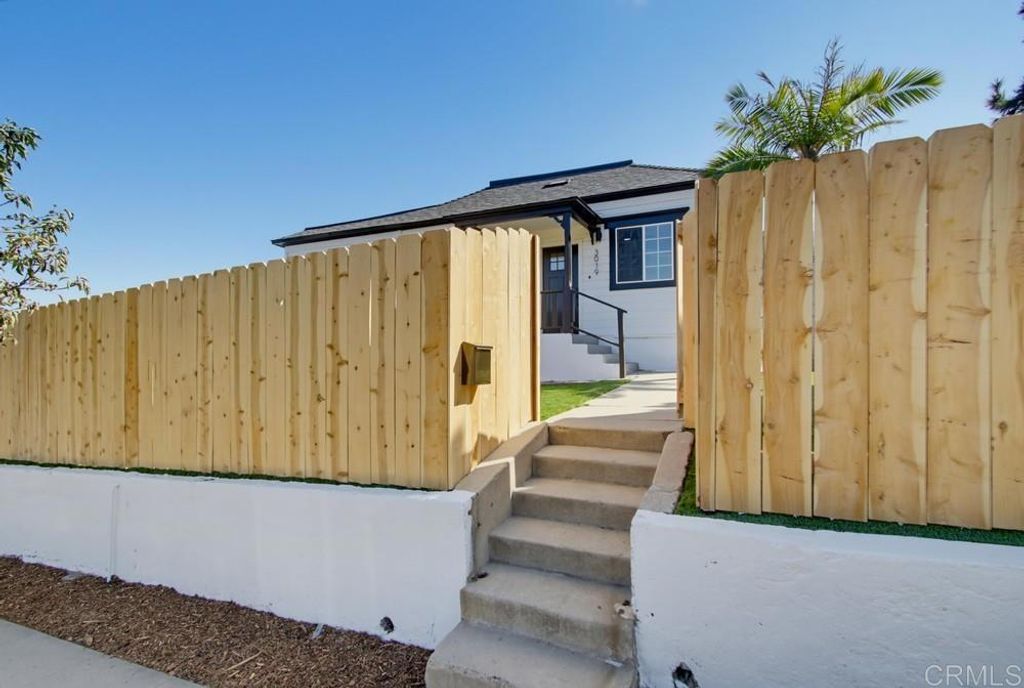 3019 23 Martin Avenue, San Diego, CA 92113 — photo 2