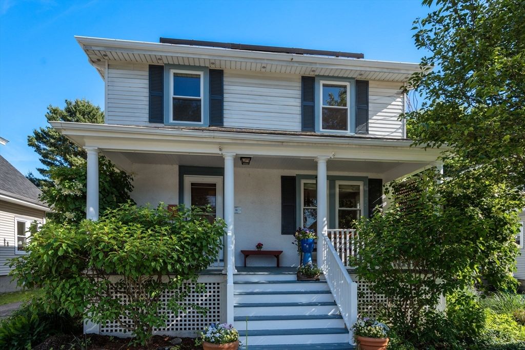 16 Circular Ave, Natick, MA 01760