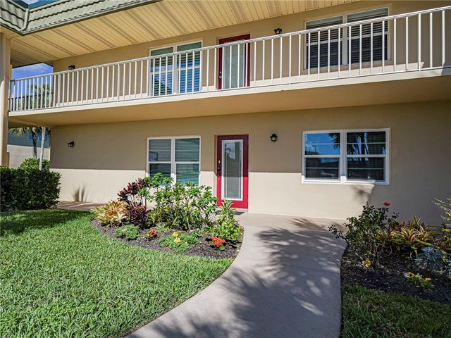 23 Vista Gardens Trail 102, Vero Beach, FL 32962