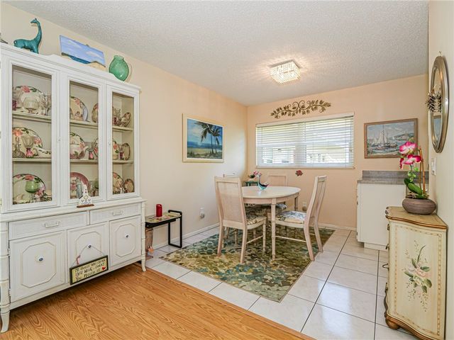 23 Vista Gardens Trail 102, Vero Beach, FL 32962