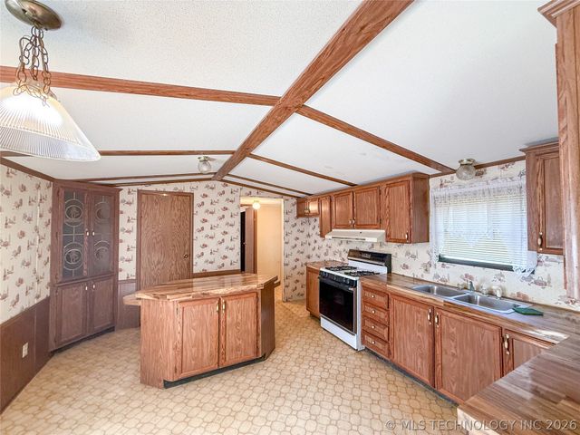 203 E Watova Street, Talala, OK 74080