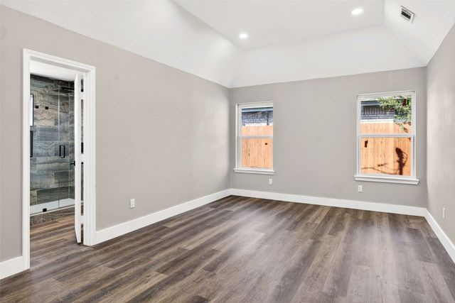 6106 Maple Leaf Drive, Arlington, TX 76017