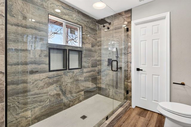 6106 Maple Leaf Drive, Arlington, TX 76017