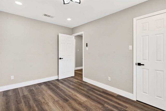 6106 Maple Leaf Drive, Arlington, TX 76017