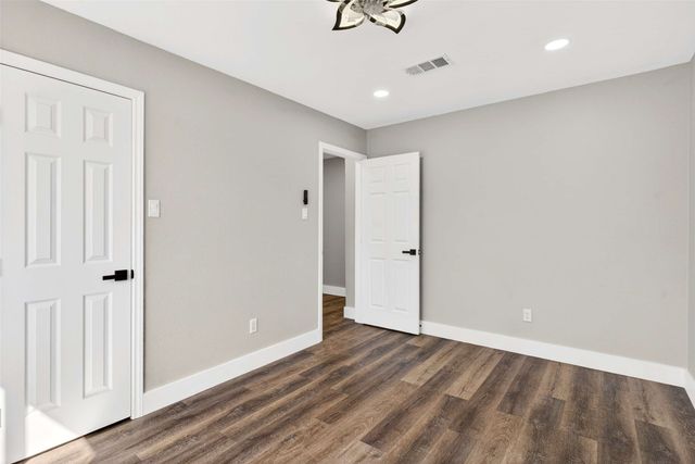 6106 Maple Leaf Drive, Arlington, TX 76017