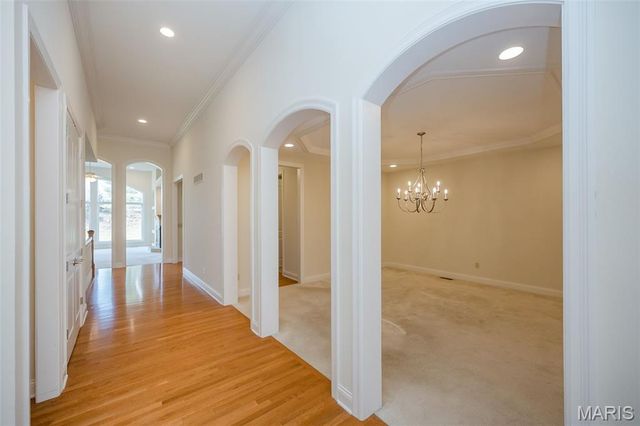 719 Clayton Corners Drive, Ballwin, MO 63011