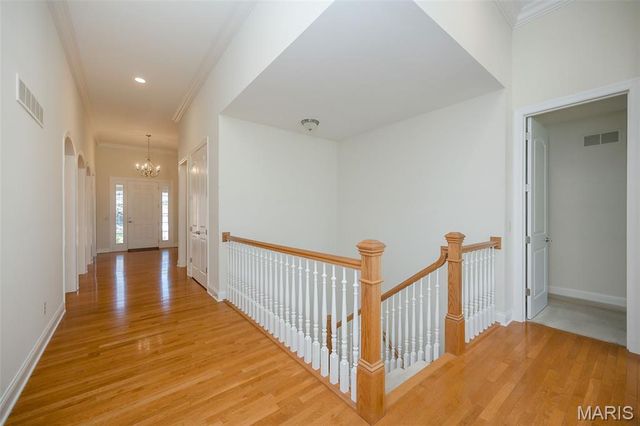 719 Clayton Corners Drive, Ballwin, MO 63011