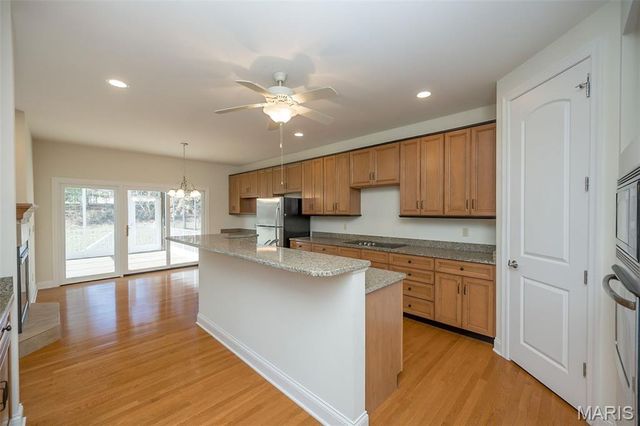 719 Clayton Corners Drive, Ballwin, MO 63011